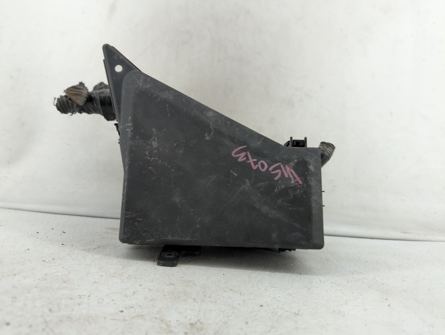 2008-2011 Subaru Impreza Fusebox Fuse Box Panel Relay Module P/N:MB502096B 82241FG010, 241FG010 Fits Fits 2008 2009 2010 201