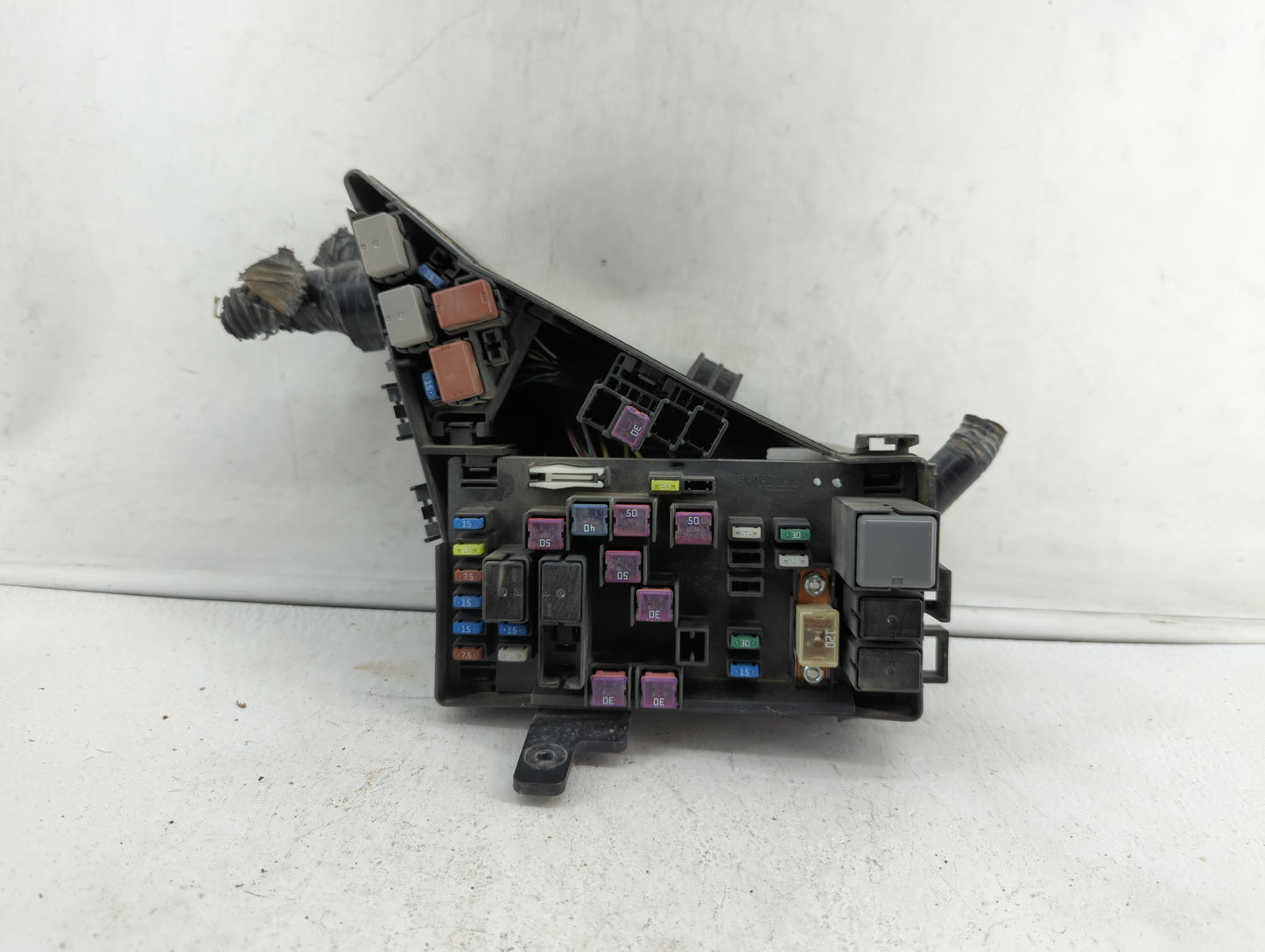 2008-2011 Subaru Impreza Fusebox Fuse Box Panel Relay Module P/N:MB502096B 82241FG010, 241FG010 Fits Fits 2008 2009 2010 201