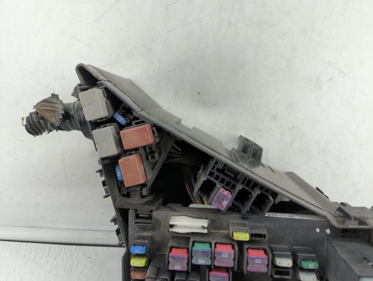 2008-2011 Subaru Impreza Fusebox Fuse Box Panel Relay Module P/N:MB502096B 82241FG010, 241FG010 Fits Fits 2008 2009 2010 201