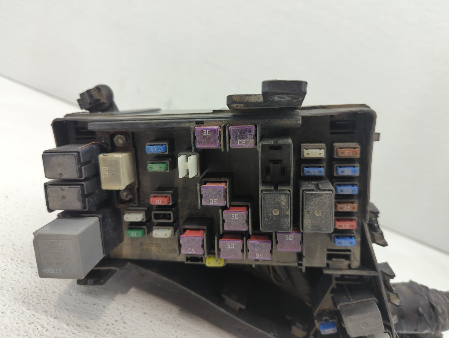 2008-2011 Subaru Impreza Fusebox Fuse Box Panel Relay Module P/N:MB502096B 82241FG010, 241FG010 Fits Fits 2008 2009 2010 201