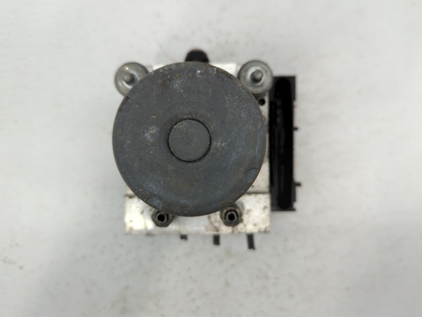 2008-2009 Subaru Impreza ABS Pump Control Module Replacement P/N:27536FG010 27534FG020 Fits Fits 2008 2009 OEM Used Auto Par