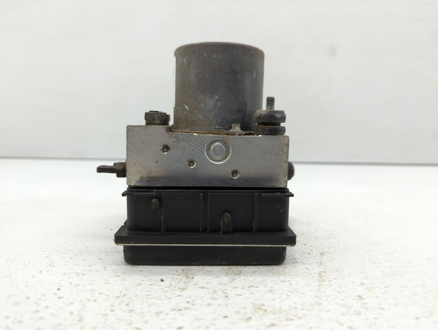 2008-2009 Subaru Impreza ABS Pump Control Module Replacement P/N:27536FG010 27534FG020 Fits Fits 2008 2009 OEM Used Auto Par