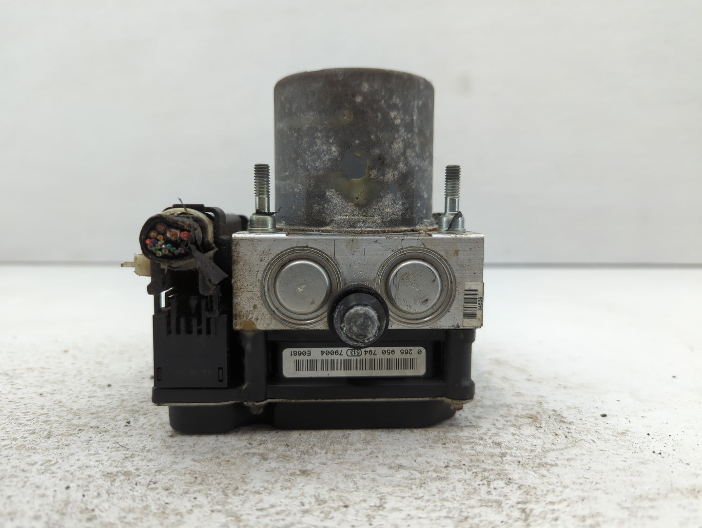 2008-2011 Subaru Impreza ABS Pump Control Module Replacement P/N:27536FG000 Fits Fits 2008 2009 2010 2011 OEM Used Auto Part