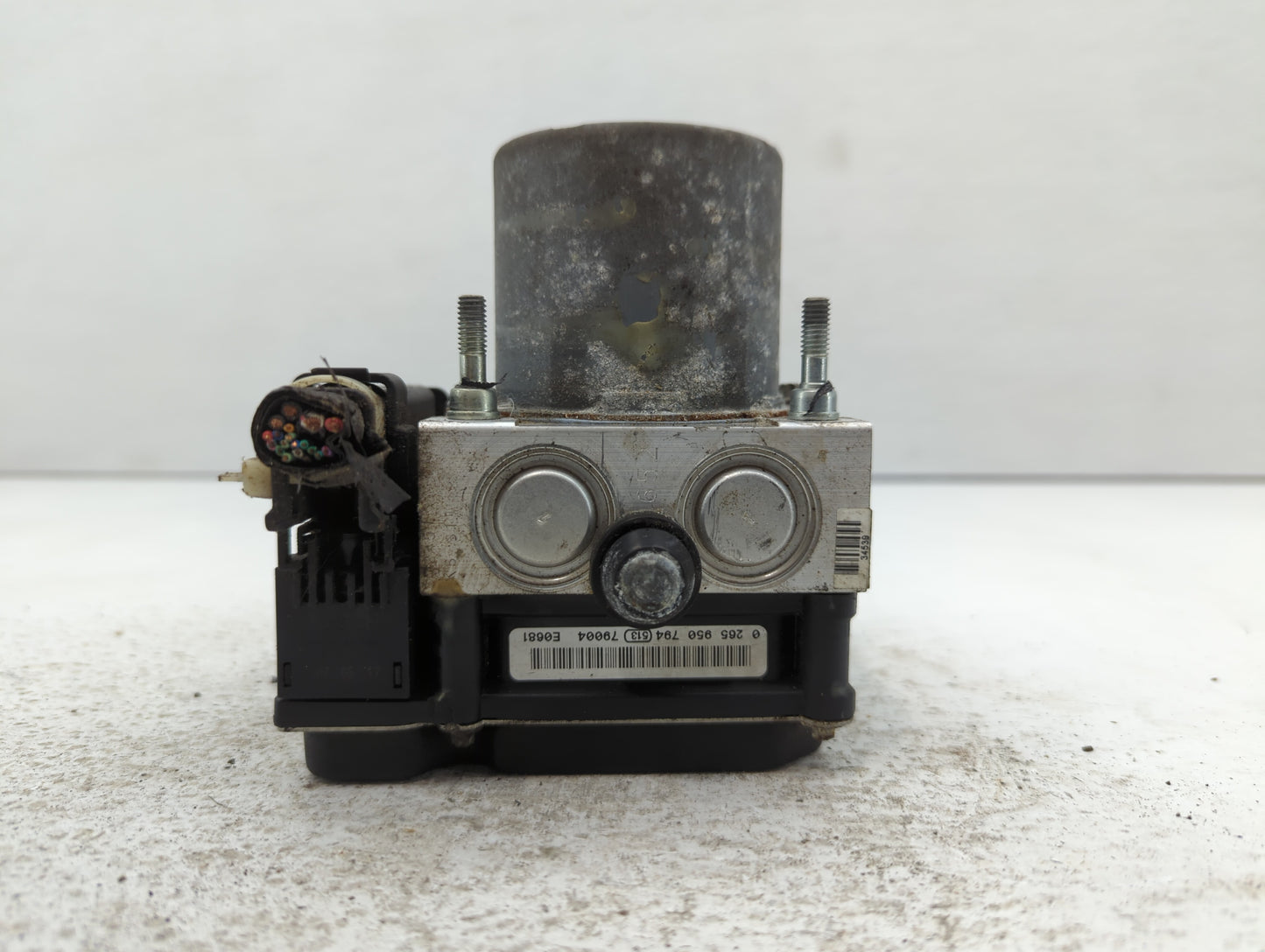 2008-2011 Subaru Impreza ABS Pump Control Module Replacement P/N:27536FG000 Fits Fits 2008 2009 2010 2011 OEM Used Auto Part