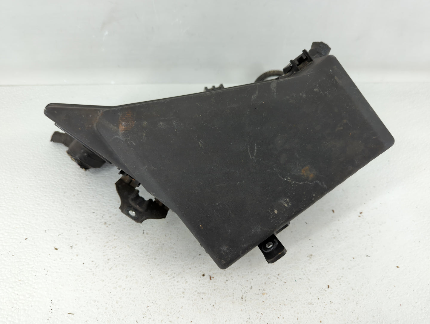 2008-2011 Subaru Impreza Fusebox Fuse Box Panel Relay Module P/N:MB502071B Fits Fits 2008 2009 2010 2011 OEM Used Auto Parts