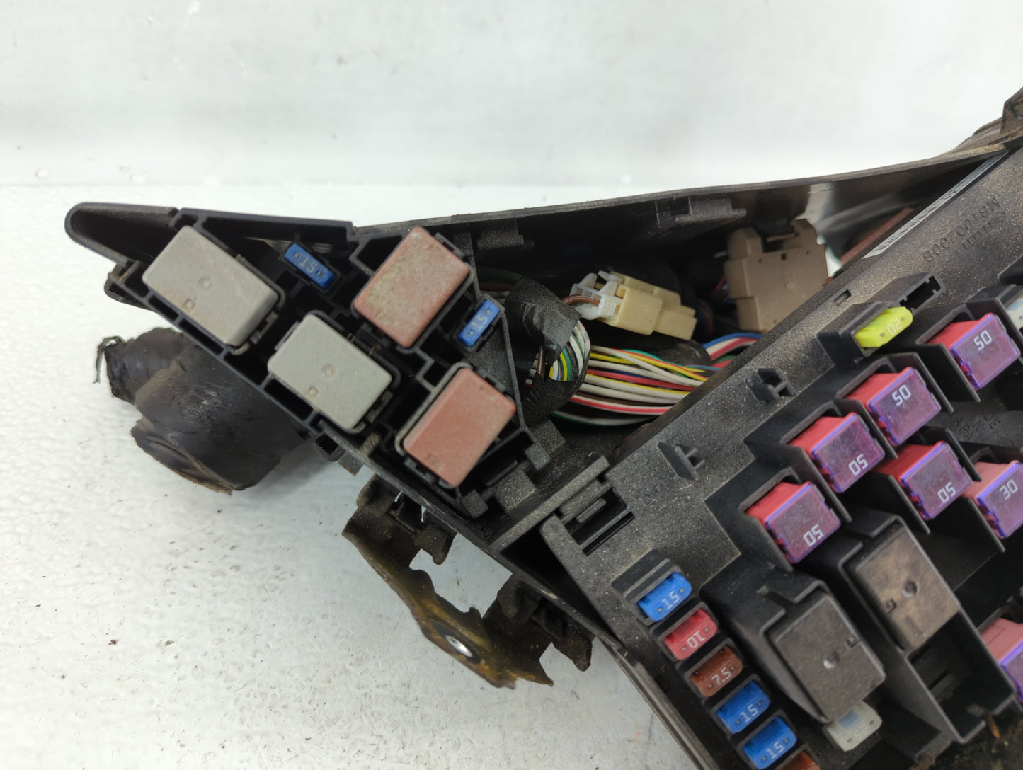 2008-2011 Subaru Impreza Fusebox Fuse Box Panel Relay Module P/N:MB502071B Fits Fits 2008 2009 2010 2011 OEM Used Auto Parts