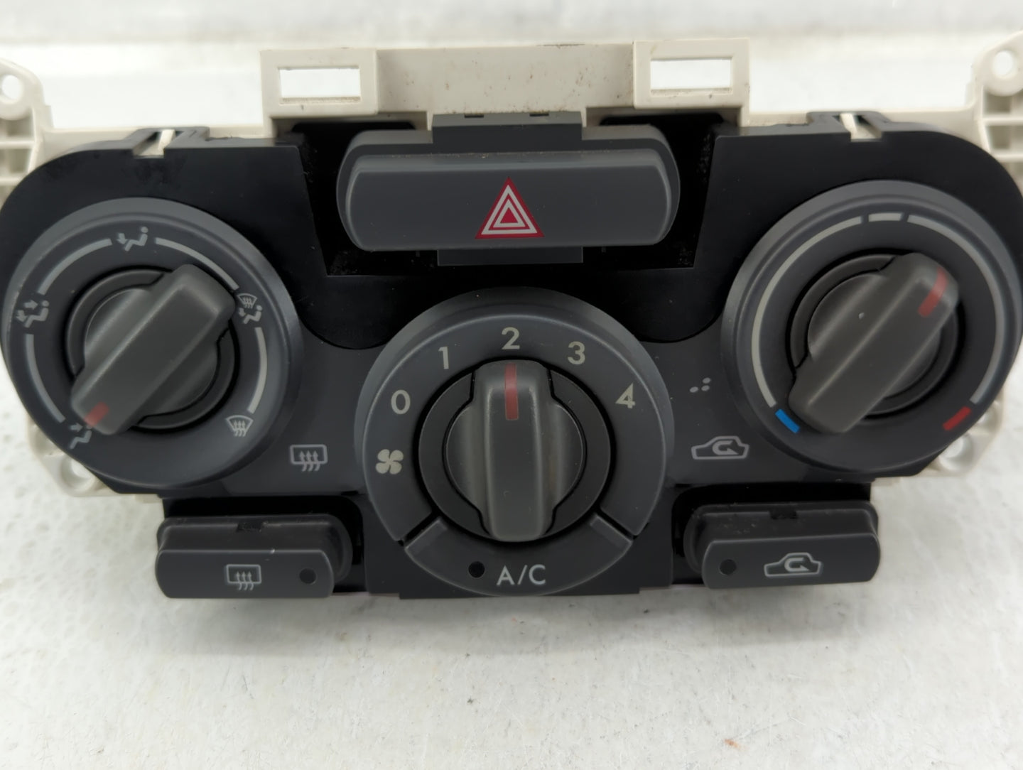 2008-2014 Subaru Impreza Climate Control Module Temperature AC/Heater Replacement P/N:72311FG010 Fits OEM Used Auto Parts - 