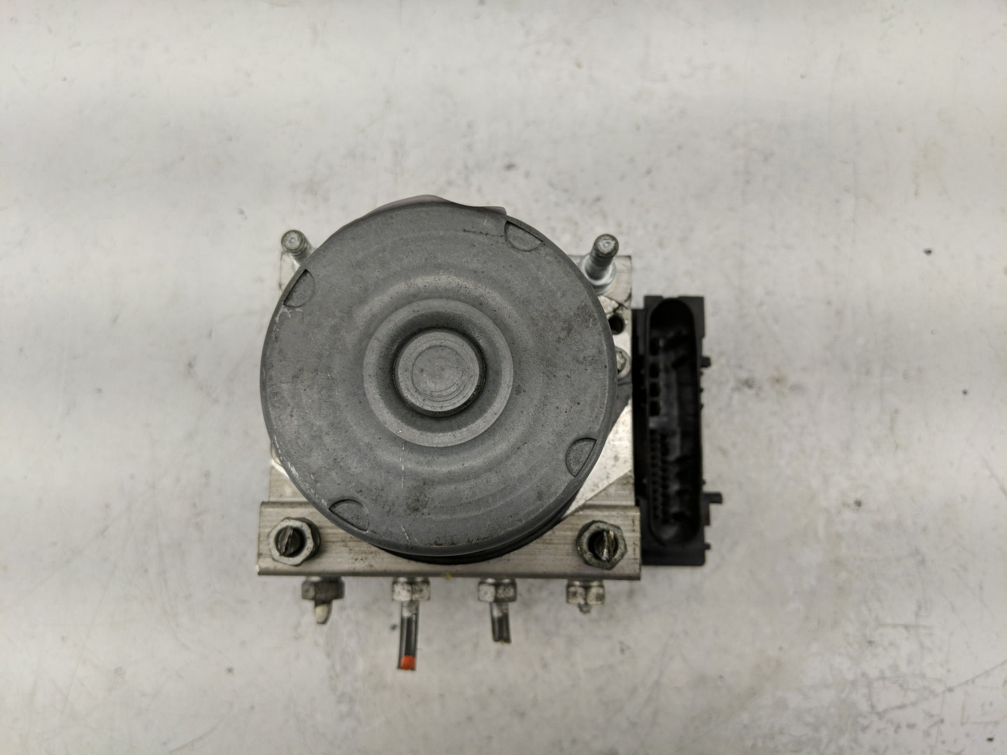 2008-2009 Subaru Legacy ABS Pump Control Module Replacement P/N:27534AG14A Fits Fits 2008 2009 OEM Used Auto Parts - Oemused