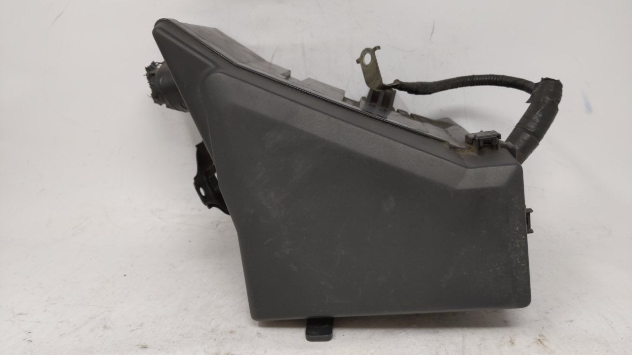 2009 Subaru Legacy Fusebox Fuse Box Panel Relay Module Fits OEM Used Auto Parts - Oemusedautoparts1.com