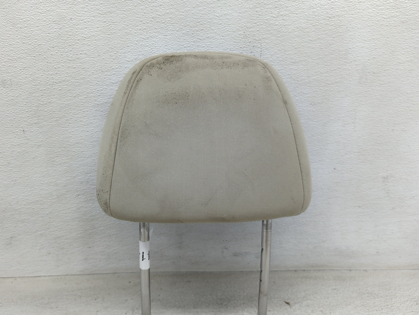 2006-2009 Subaru Legacy Headrest Head Rest Front Driver Passenger Seat Fits Fits 2006 2007 2008 2009 OEM Used Auto Parts - O