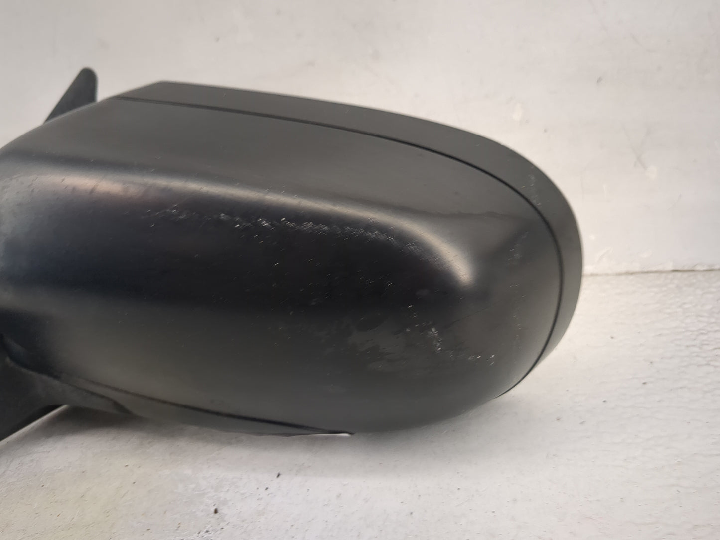 2005-2009 Subaru Legacy Driver Side View Mirror - Left Door Mirror OEM Used - Oemusedautoparts1.com
