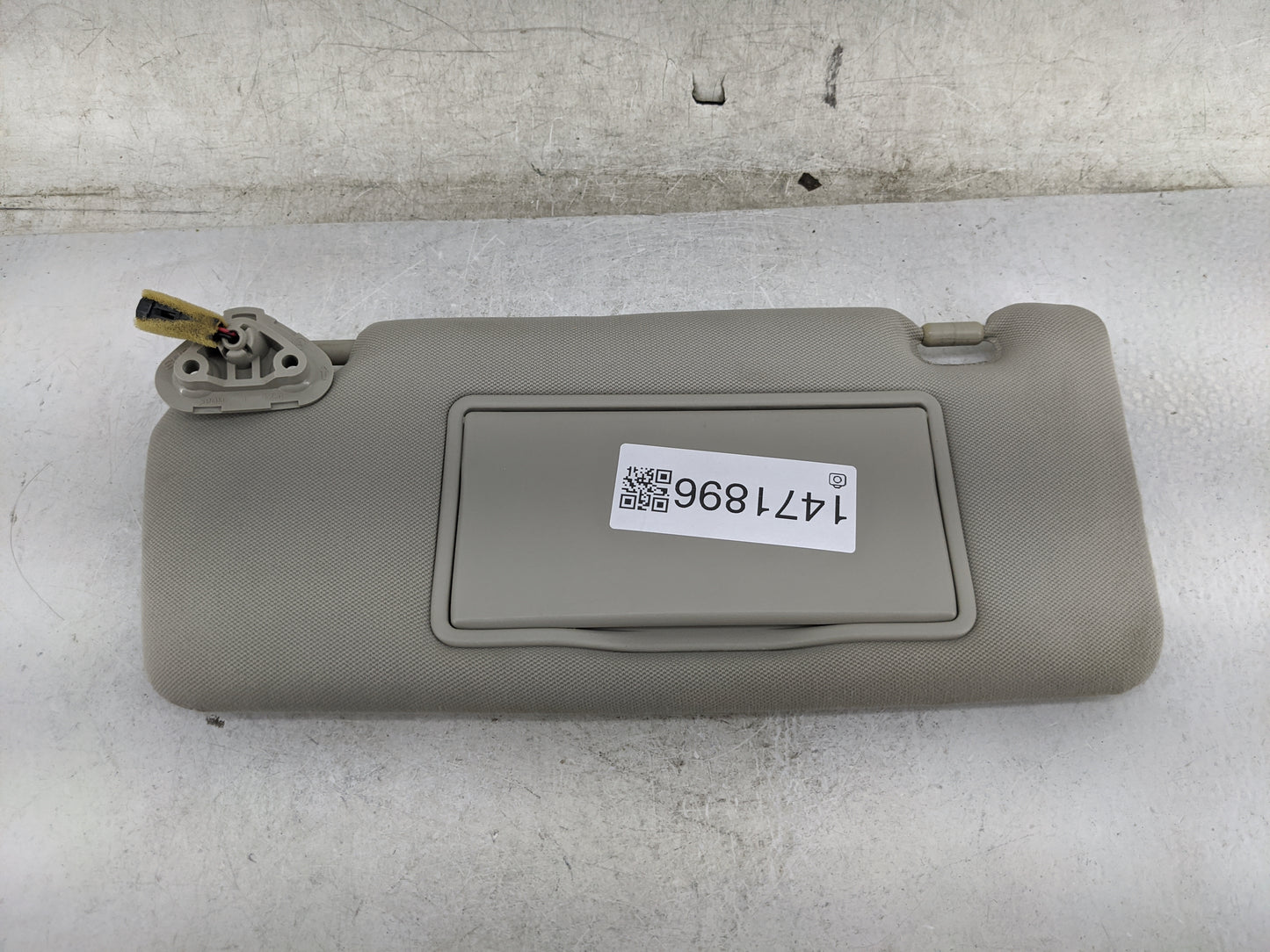 2006-2009 Subaru Legacy Sun Visor Shade Replacement Driver Left Mirror Fits Fits 2006 2007 2008 2009 OEM Used Auto Parts - O