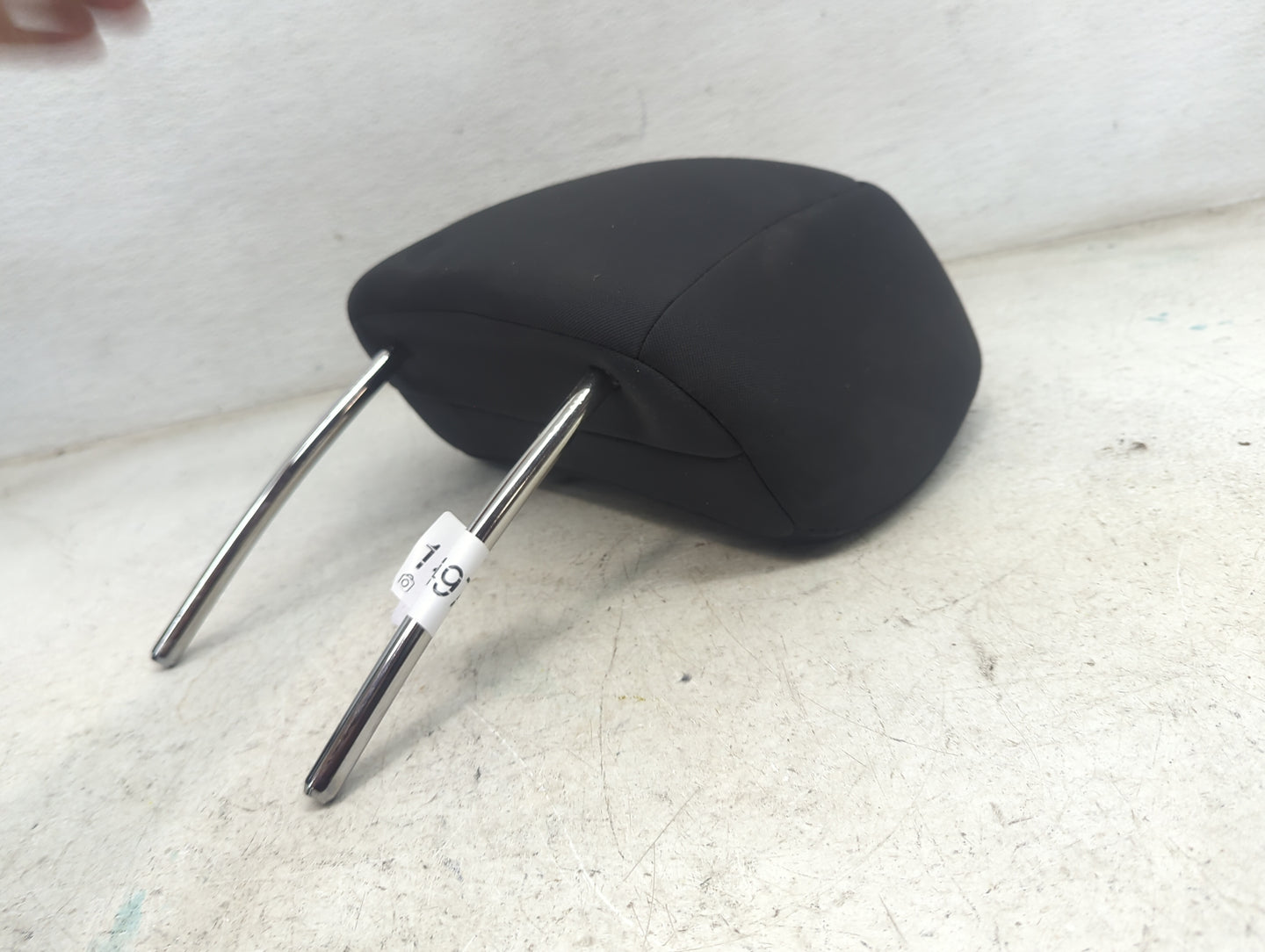 2008 Subaru Legacy Headrest Head Rest Front Driver Seat Black 1472497 - Oemusedautoparts1.com