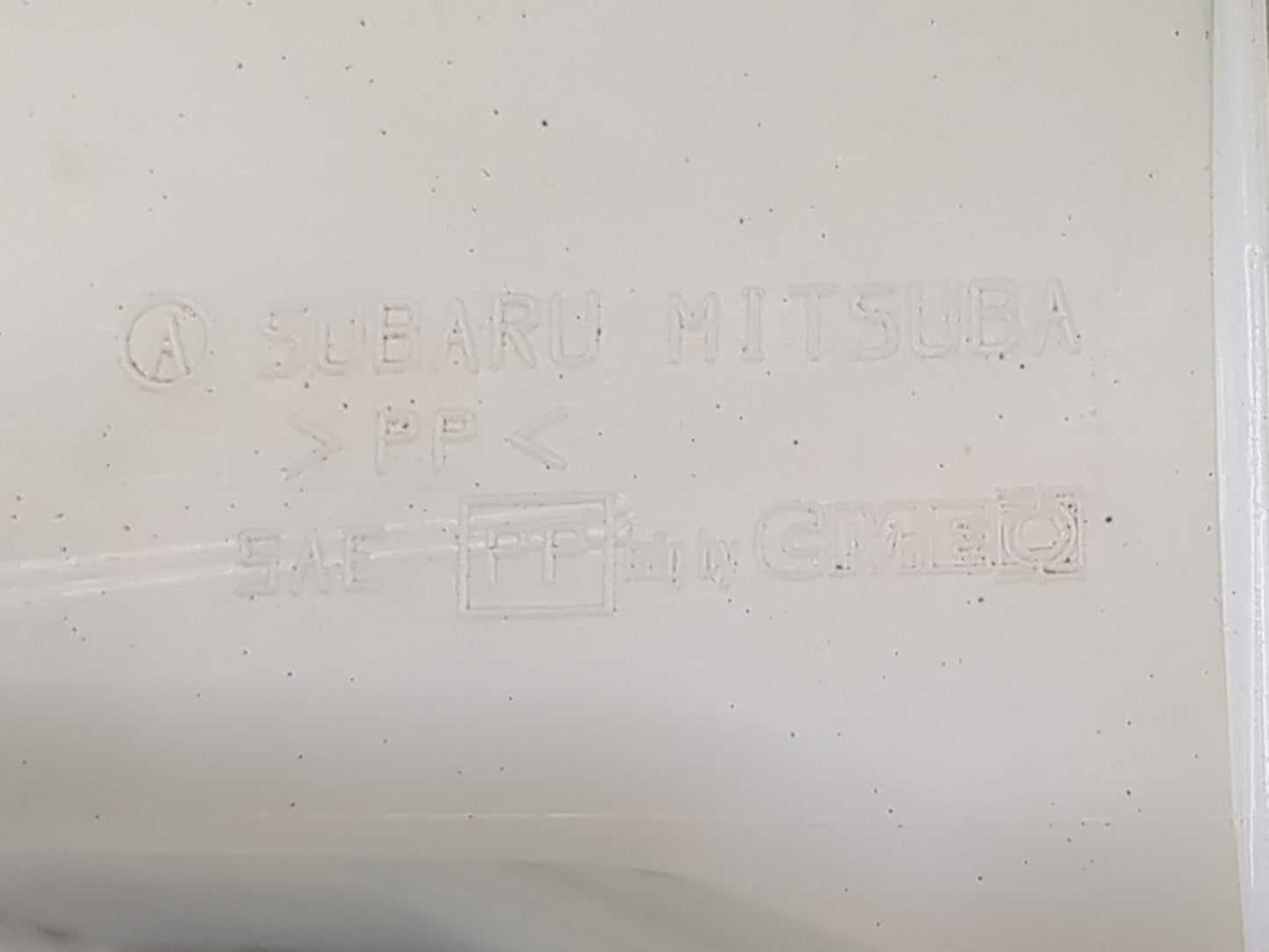 2005-2009 Subaru Legacy Windshield Washer Fluid Reservoir Bottle Oem - Oemusedautoparts1.com