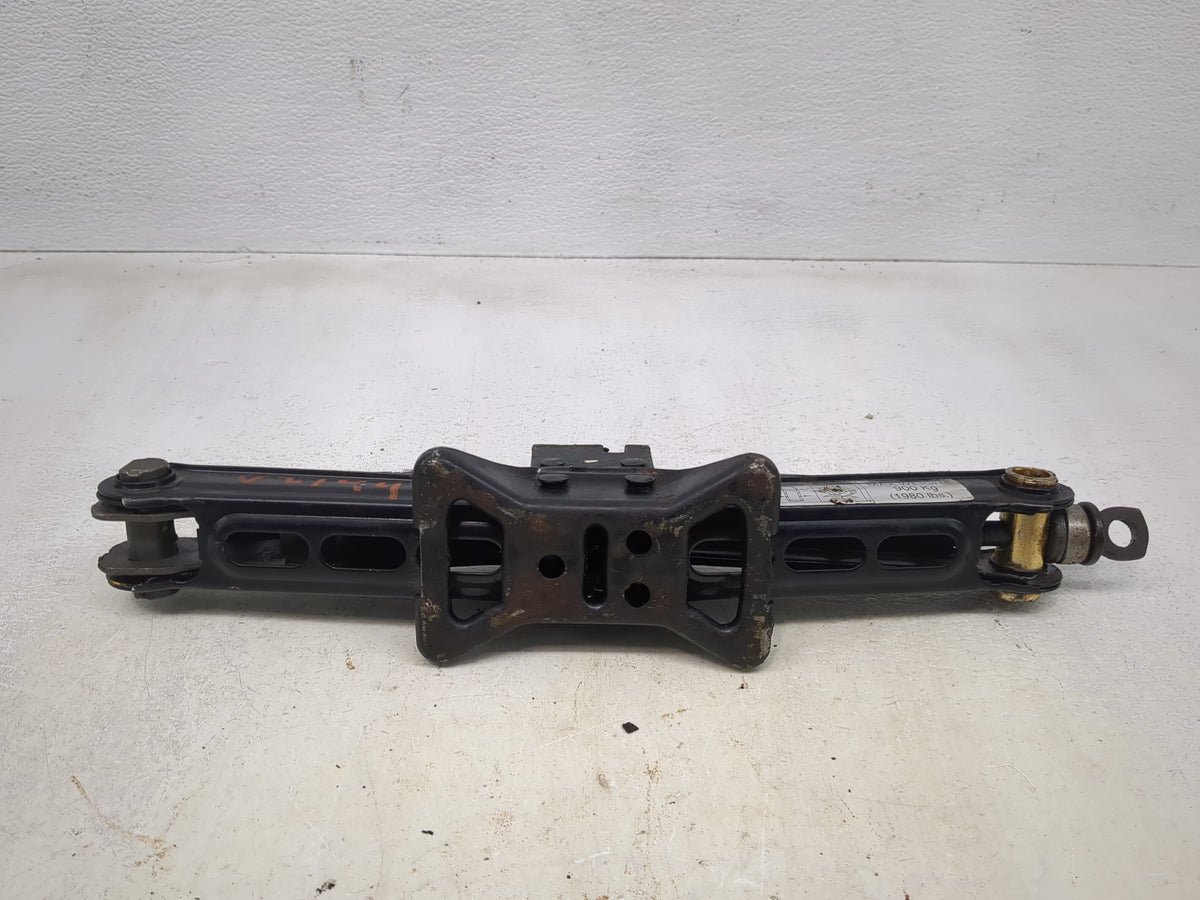 2008 Subaru Legacy Spare Scissor Car Jack 1513406 - Oemusedautoparts1.com