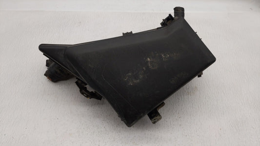 2006-2009 Subaru Legacy Fusebox Fuse Box Panel Relay Module P/N:82201AG02C MB502011B Fits Fits 2006 2007 2008 2009 OEM Used 