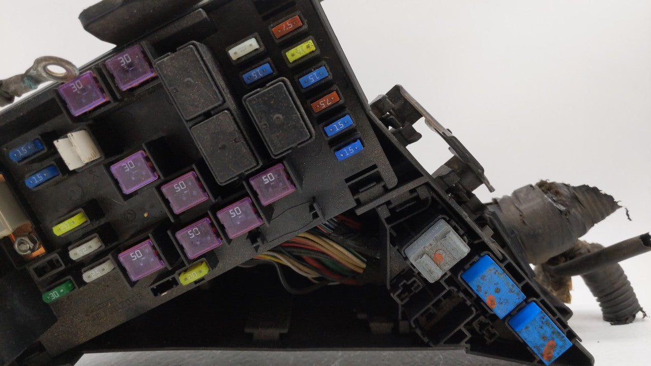 2006-2009 Subaru Legacy Fusebox Fuse Box Panel Relay Module P/N:82201AG02C MB502011B Fits Fits 2006 2007 2008 2009 OEM Used 