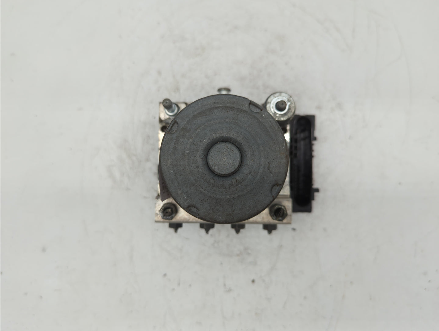 2008-2009 Subaru Legacy ABS Pump Control Module Replacement P/N:27534AG14A Fits Fits 2008 2009 OEM Used Auto Parts - Oemused