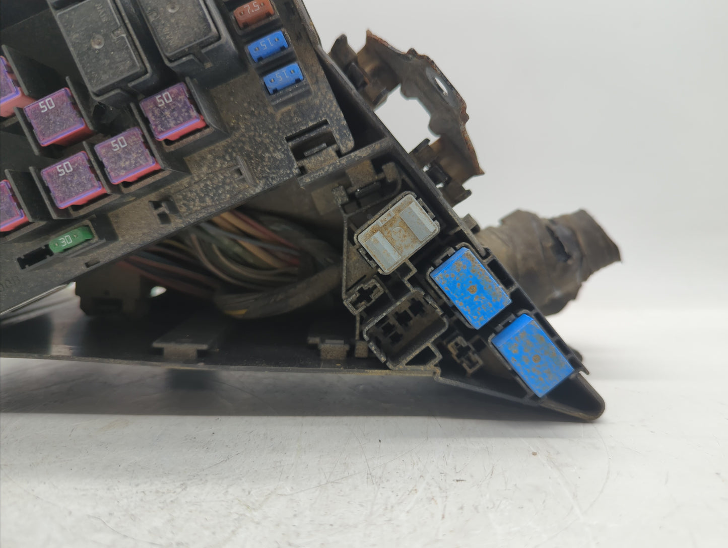 2006-2009 Subaru Legacy Fusebox Fuse Box Panel Relay Module P/N:82201AG02C MB502011B Fits Fits 2006 2007 2008 2009 OEM Used 