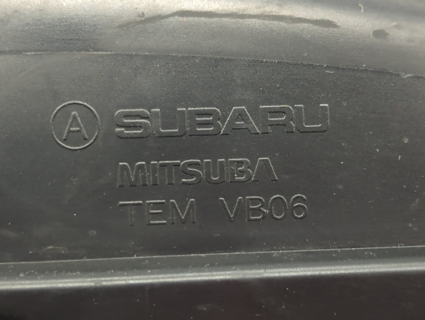 2005-2009 Subaru Legacy Driver Side View Mirror - Left Door Mirror OEM Used - Oemusedautoparts1.com
