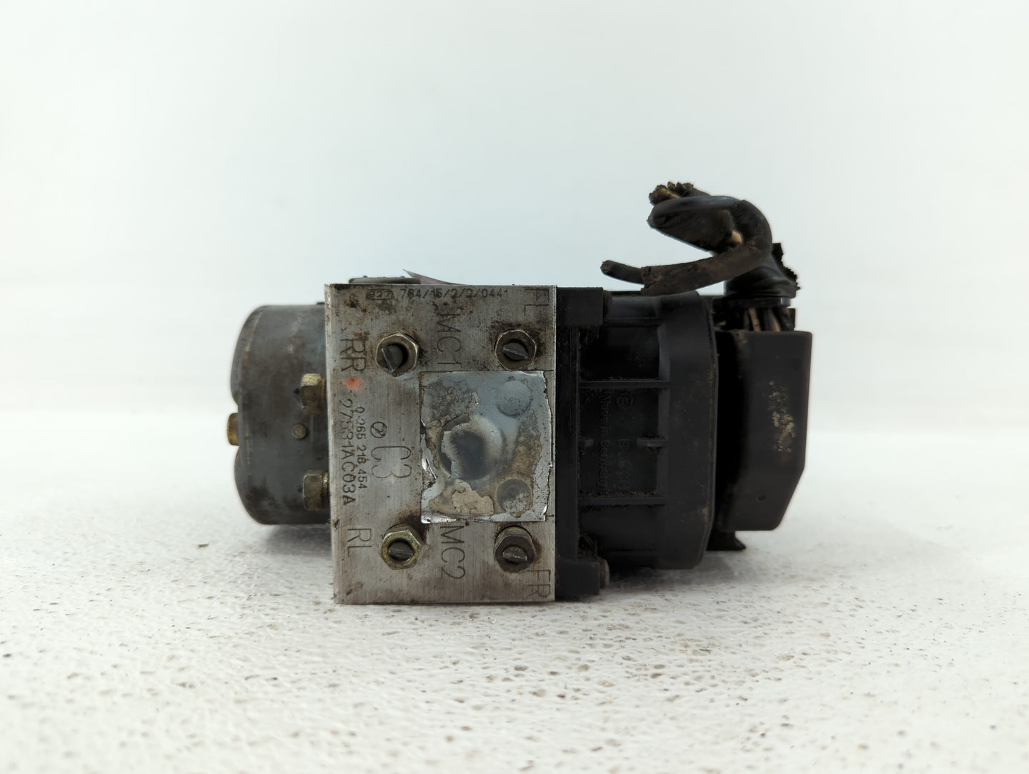 2008-2009 Subaru Legacy ABS Pump Control Module Replacement P/N:27531AC03A Fits Fits 2008 2009 OEM Used Auto Parts - Oemused