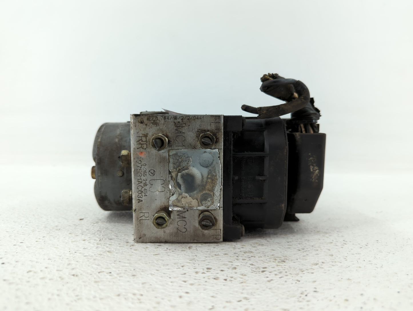 2008-2009 Subaru Legacy ABS Pump Control Module Replacement P/N:27531AC03A Fits Fits 2008 2009 OEM Used Auto Parts - Oemused