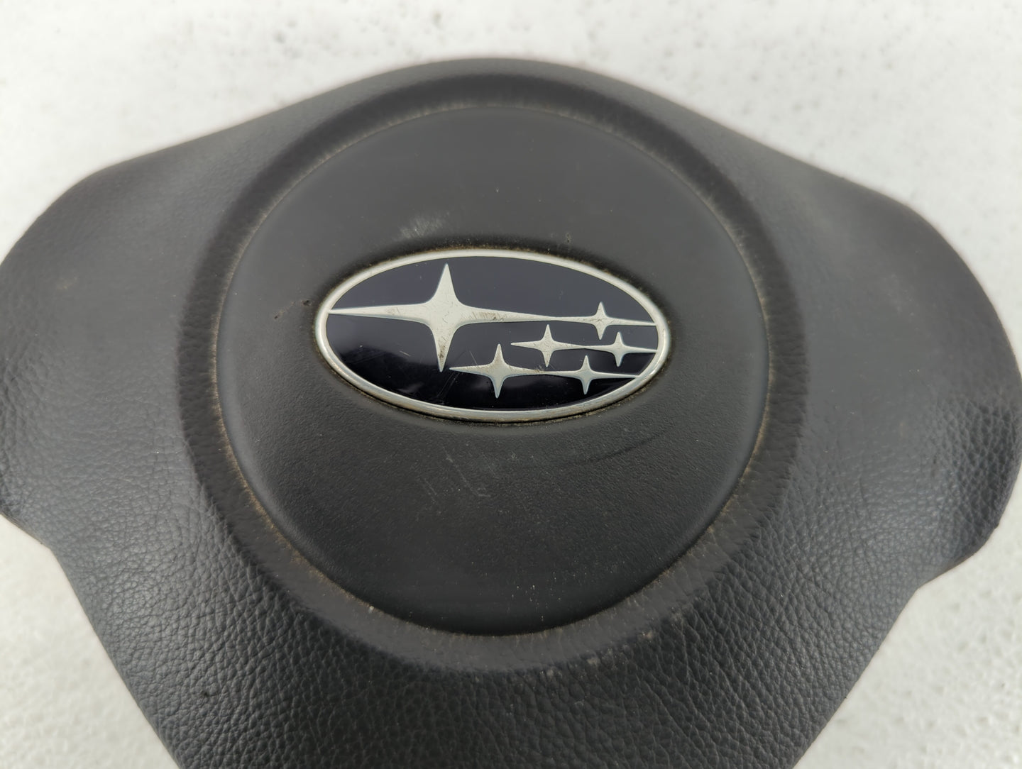2008-2009 Subaru Legacy Air Bag Driver Left Steering Wheel Mounted P/N:4AT U5W 3E G0D Fits Fits 2008 2009 OEM Used Auto Part