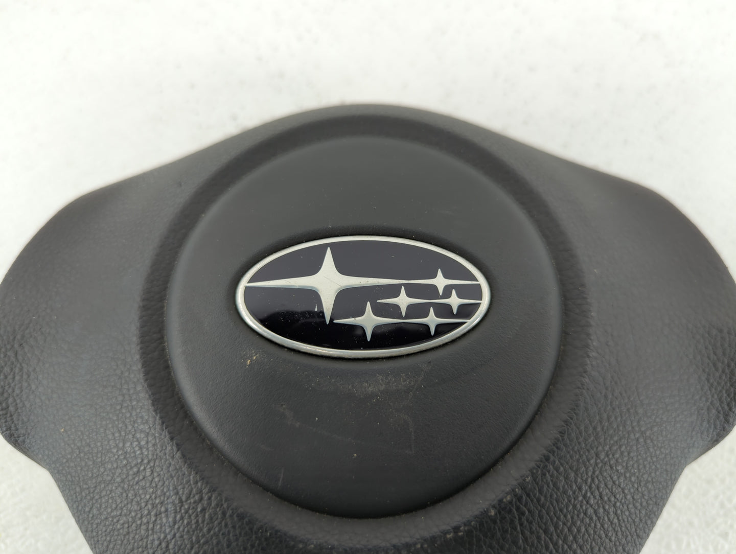 2008-2009 Subaru Legacy Air Bag Driver Left Steering Wheel Mounted Fits Fits 2008 2009 OEM Used Auto Parts - Oemusedautopart