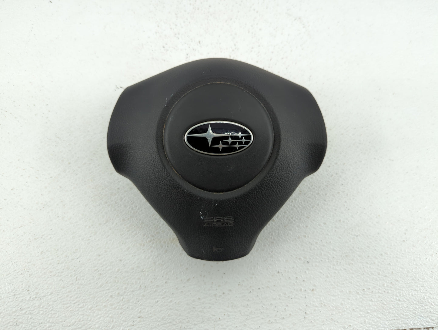 2008-2009 Subaru Legacy Air Bag Driver Left Steering Wheel Mounted Fits Fits 2008 2009 OEM Used Auto Parts - Oemusedautopart