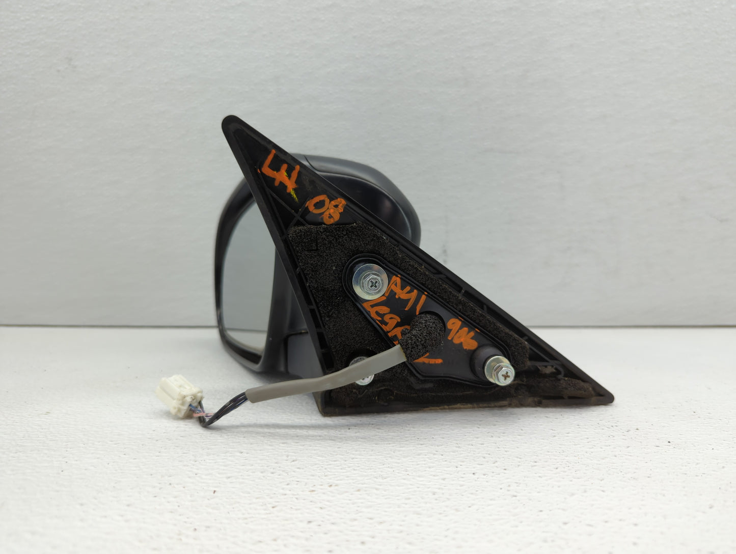 2005-2009 Subaru Legacy Driver Side View Mirror - Left Door Mirror OEM Used - Oemusedautoparts1.com