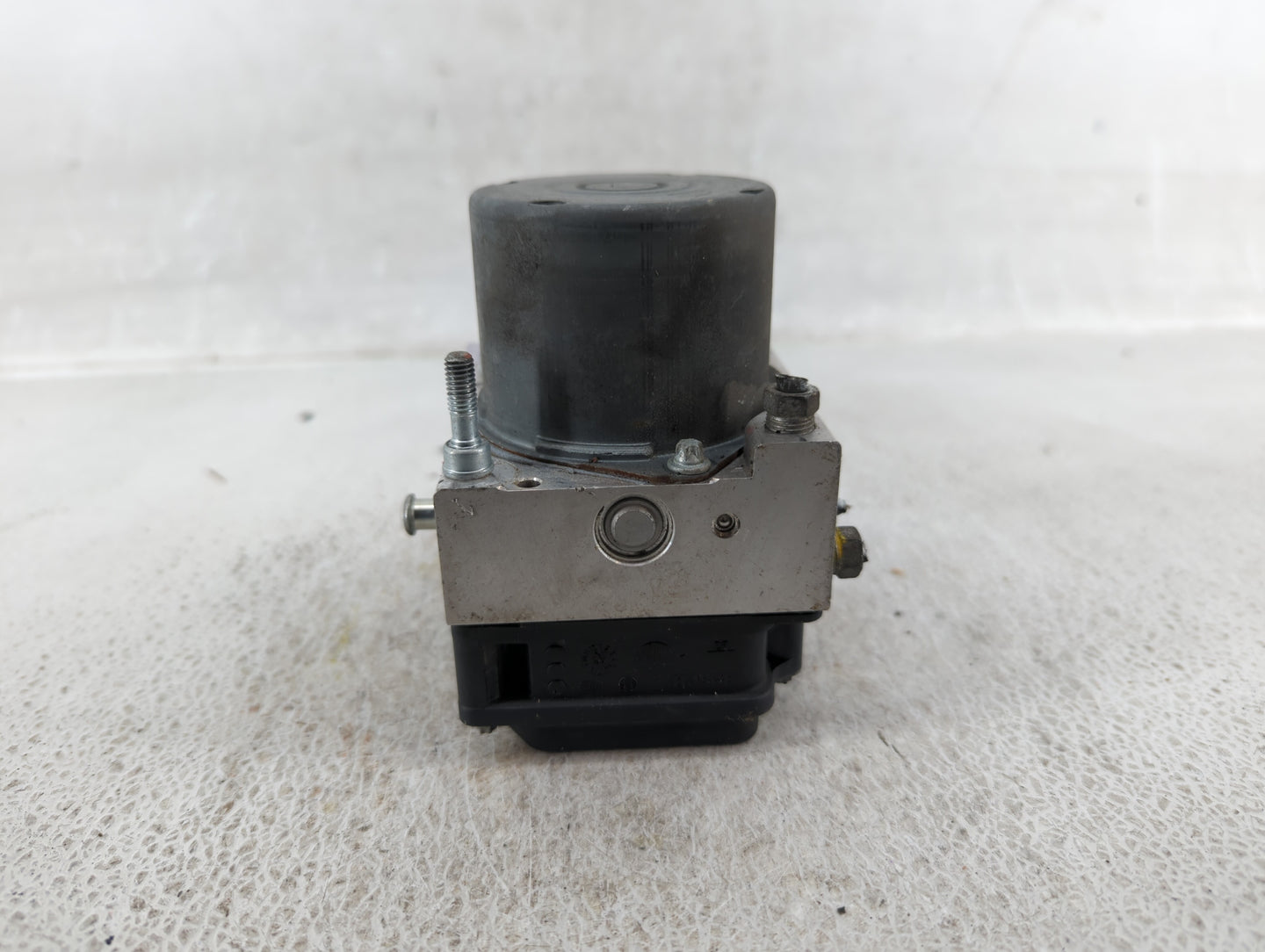 2007-2009 Subaru Legacy ABS Pump Control Module Replacement P/N:27534AG16A Fits Fits 2007 2008 2009 OEM Used Auto Parts - Oe