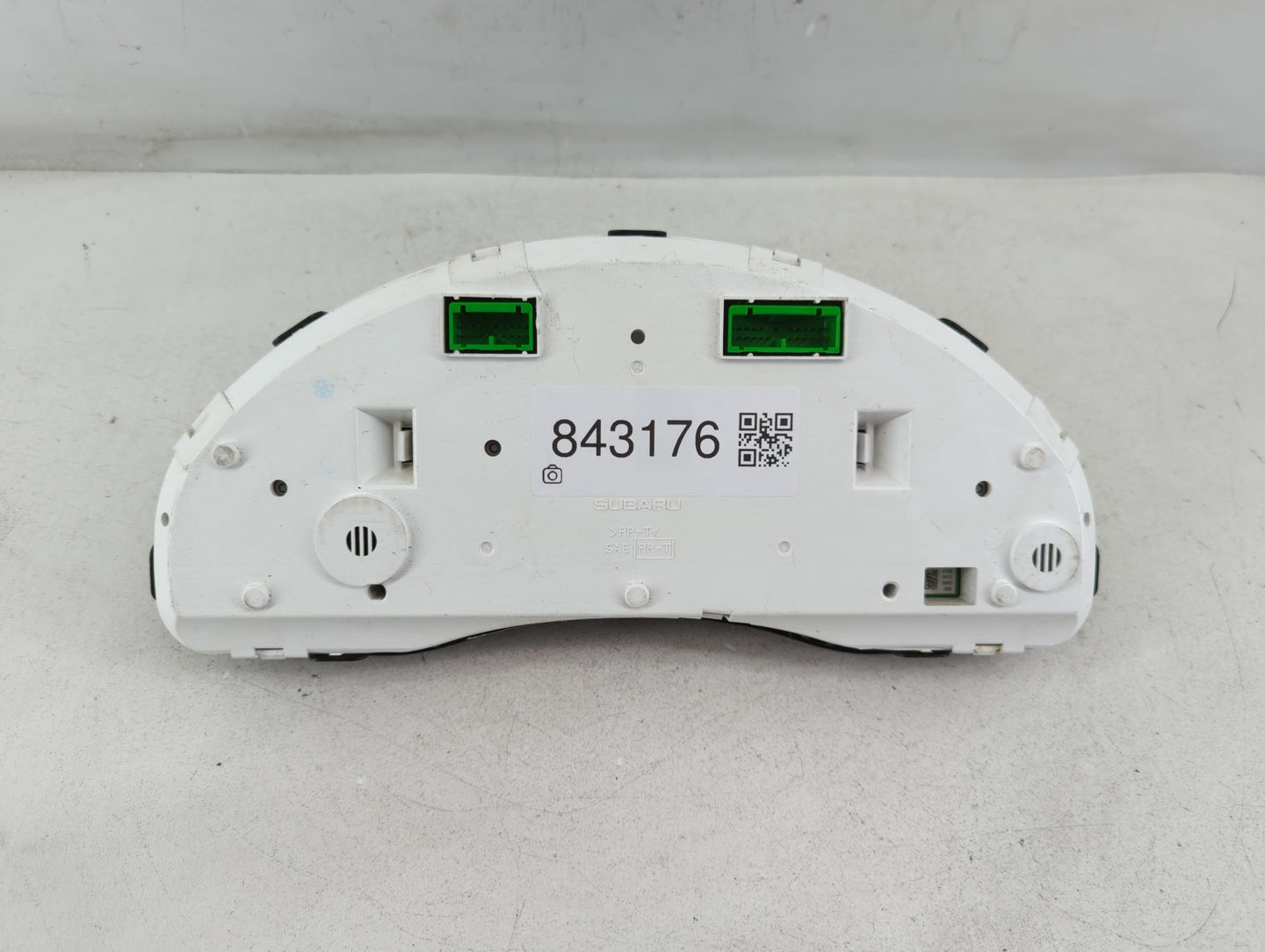 2008 Subaru Legacy Instrument Cluster Speedometer Gauges Fits OEM Used Auto Parts - Oemusedautoparts1.com