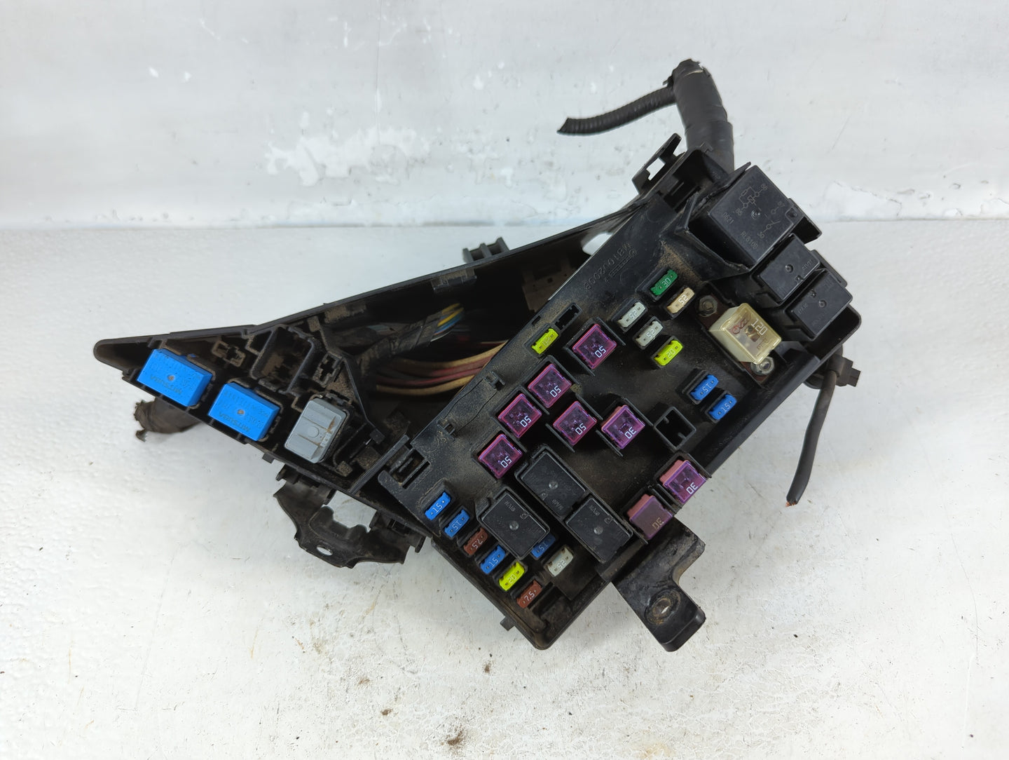 2006-2009 Subaru Legacy Fusebox Fuse Box Panel Relay Module P/N:MB100200B Fits Fits 2006 2007 2008 2009 OEM Used Auto Parts 