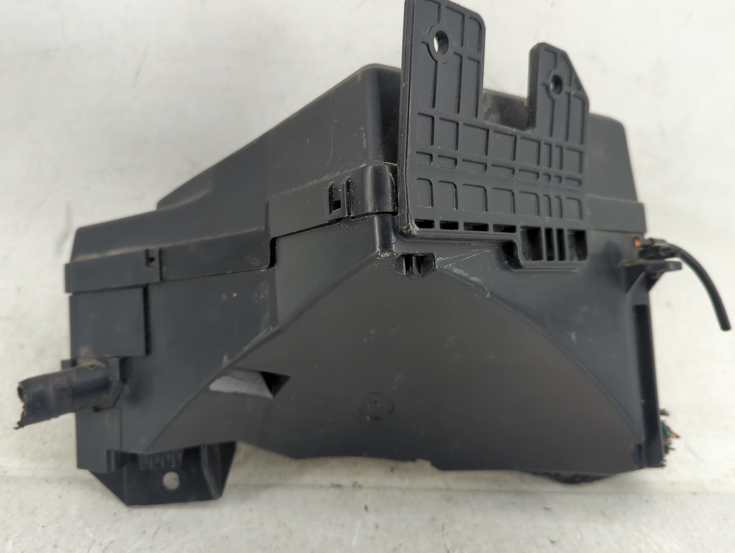 2008 Subaru Outback Fusebox Fuse Box Panel Relay Module P/N:MB502000B Fits Fits 2010 2011 2012 2013 2014 OEM Used Auto Parts