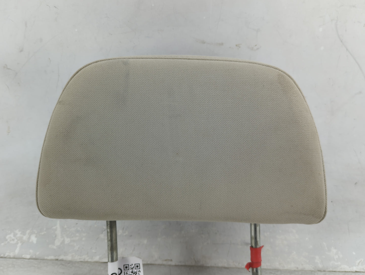 2008 Subaru Outback Headrest Head Rest Rear Center Seat Fits OEM Used Auto Parts - Oemusedautoparts1.com