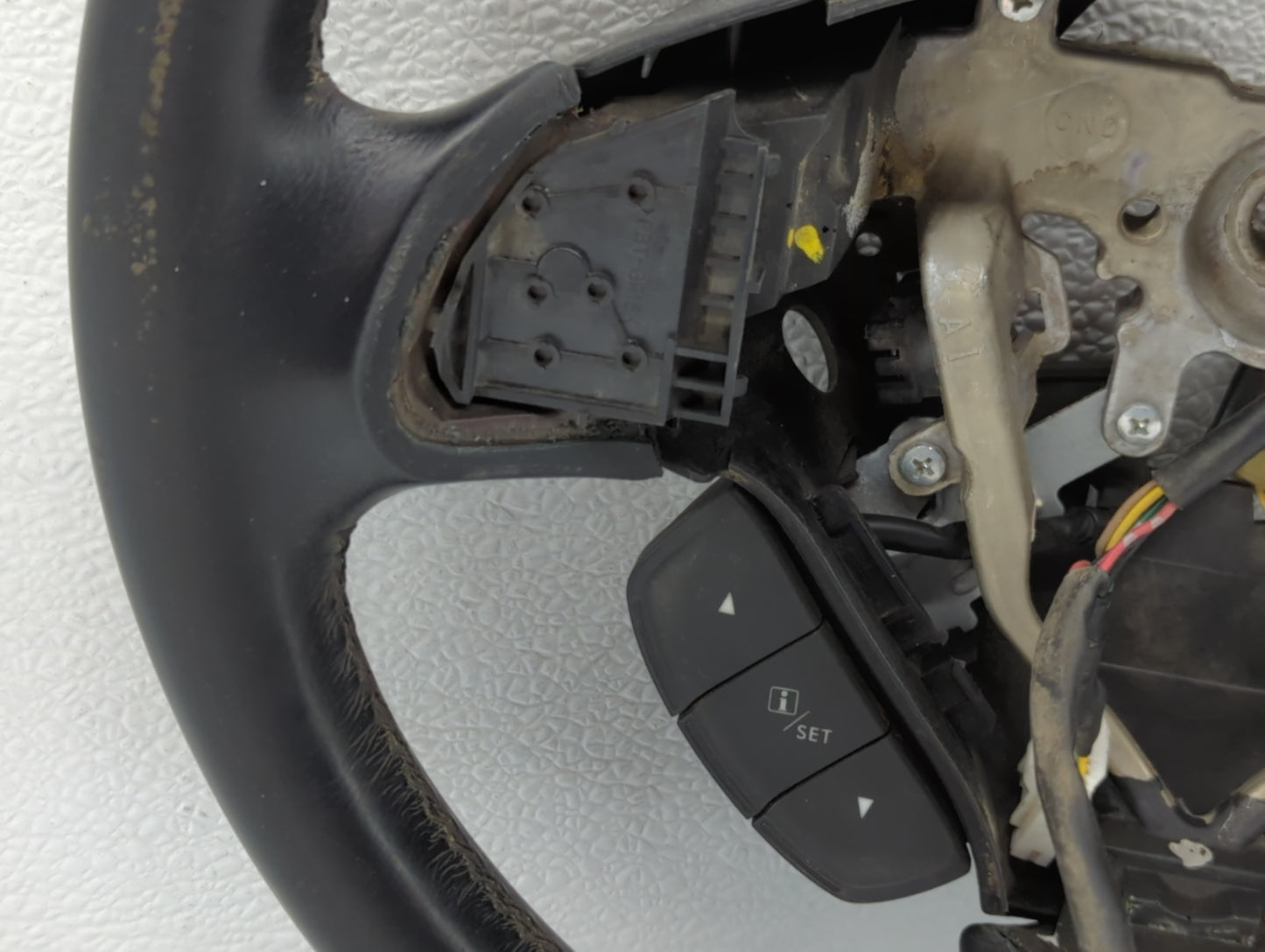 steering wheel - Oemusedautoparts1.com