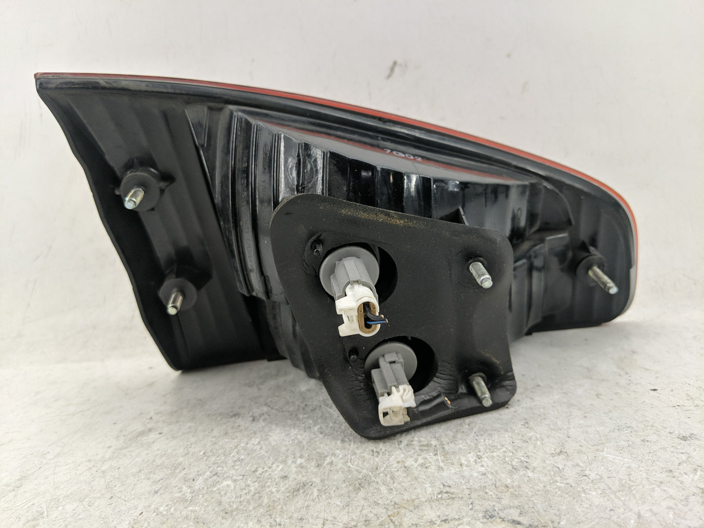 2008-2014 Subaru Tribeca Tail Light Assembly Passenger Right OEM P/N:107-0207 Fits Fits 2008 2009 2010 2011 2012 2013 2014 O