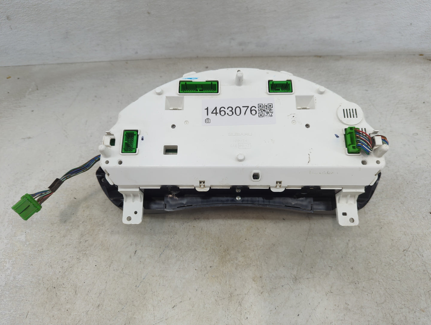2008-2011 Subaru Tribeca Instrument Cluster Speedometer Gauges P/N:85012XA11A Miles: Fits Fits 2008 2009 2010 2011 OEM Used 