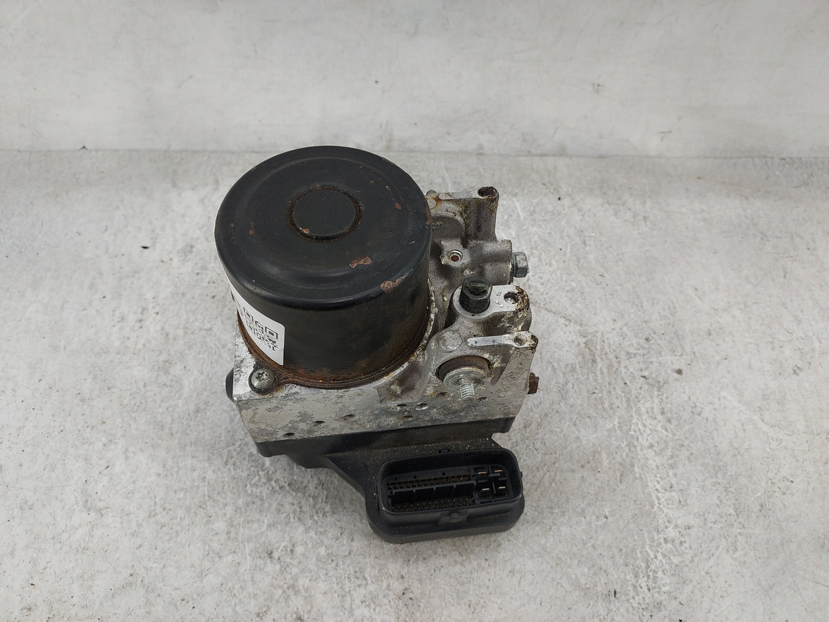 2008 Subaru Tribeca Anti-Lock Brake ABS Pump Module Actuator OEM P/N:27536XA01A 133800-7131 Fits Fits 2007 OEM Used Auto Par
