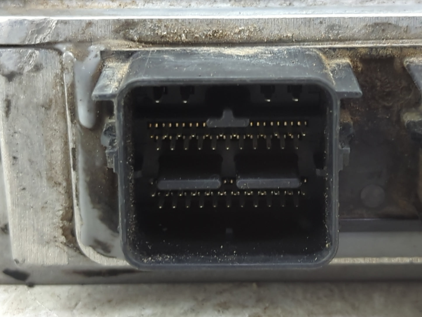 2008 Suzuki Forenza PCM Engine Control Computer ECU ECM PCU OEM Fits OEM Used Auto Parts - Oemusedautoparts1.com