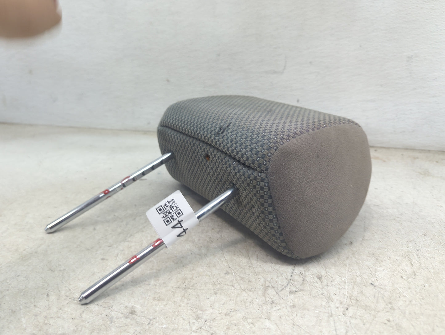 2008 Suzuki Forenza Headrest Head Rest Front Driver Passenger Seat Fits OEM Used Auto Parts - Oemusedautoparts1.com
