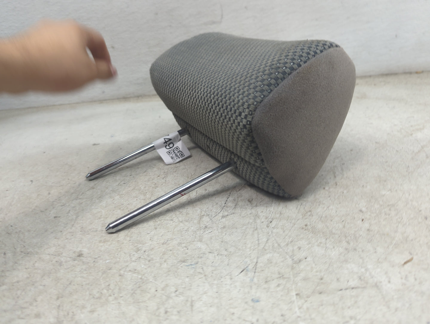 2008 Suzuki Forenza Headrest Head Rest Front Driver Passenger Seat Fits OEM Used Auto Parts - Oemusedautoparts1.com