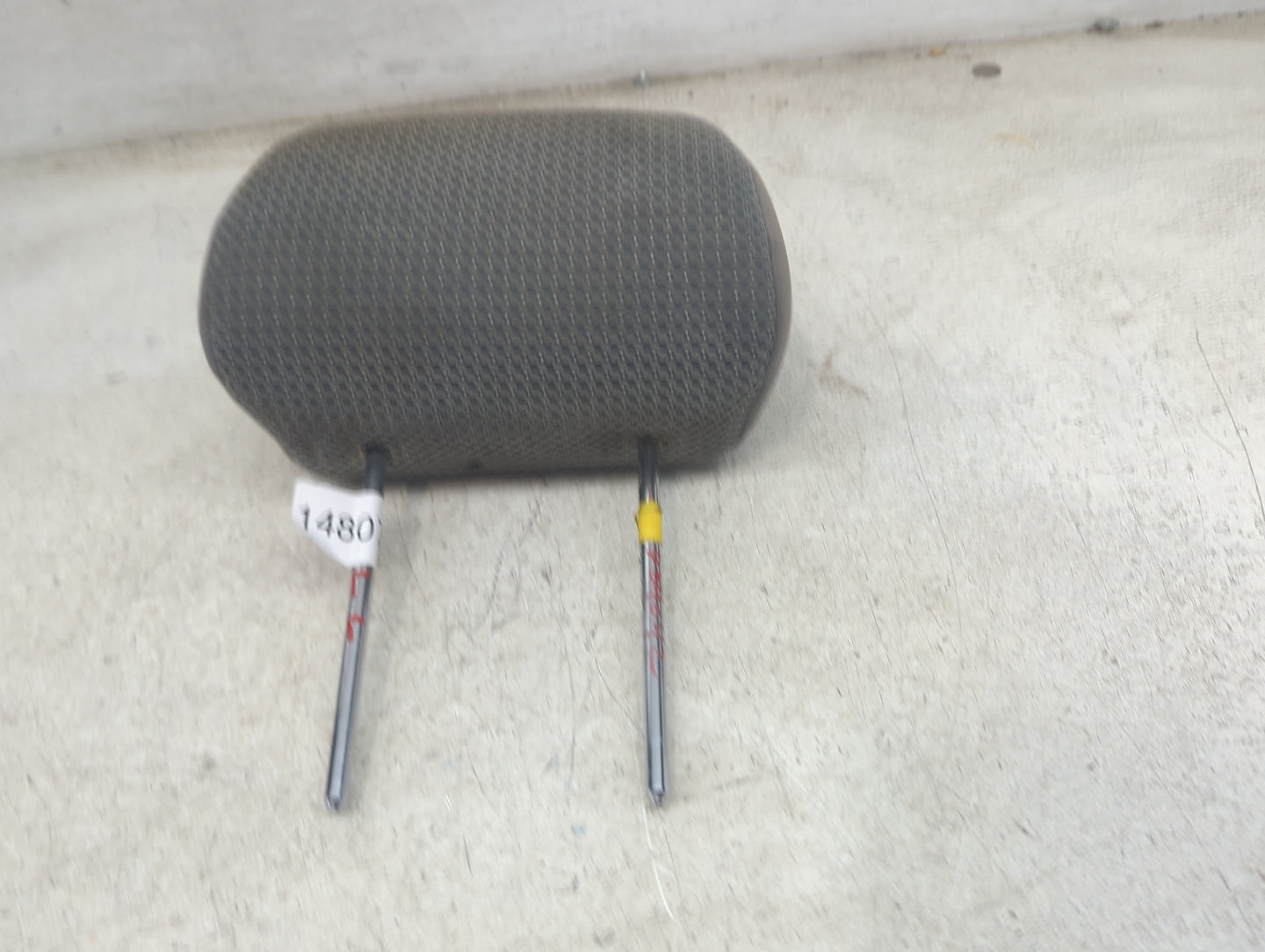 2008 Suzuki Forenza Headrest Head Rest Front Driver Passenger Seat Fits OEM Used Auto Parts - Oemusedautoparts1.com