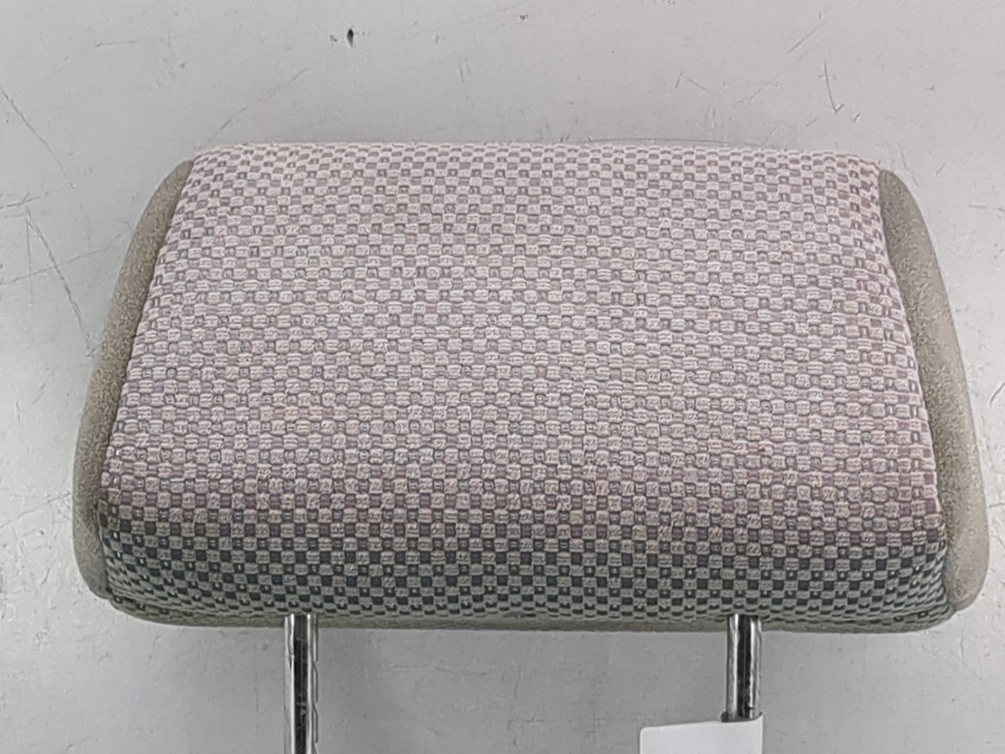 2008 Suzuki Forenza Headrest Head Rest Front Driver Passenger Seat Fits OEM Used Auto Parts - Oemusedautoparts1.com