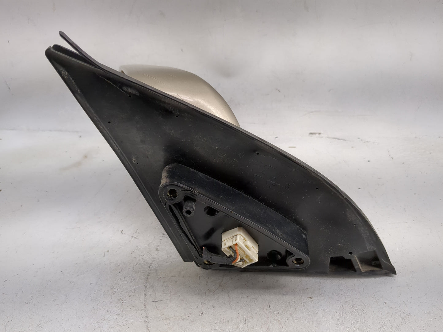 2004-2008 Suzuki Forenza Driver Side View Mirror - Left Door Mirror OEM Used - Oemusedautoparts1.com