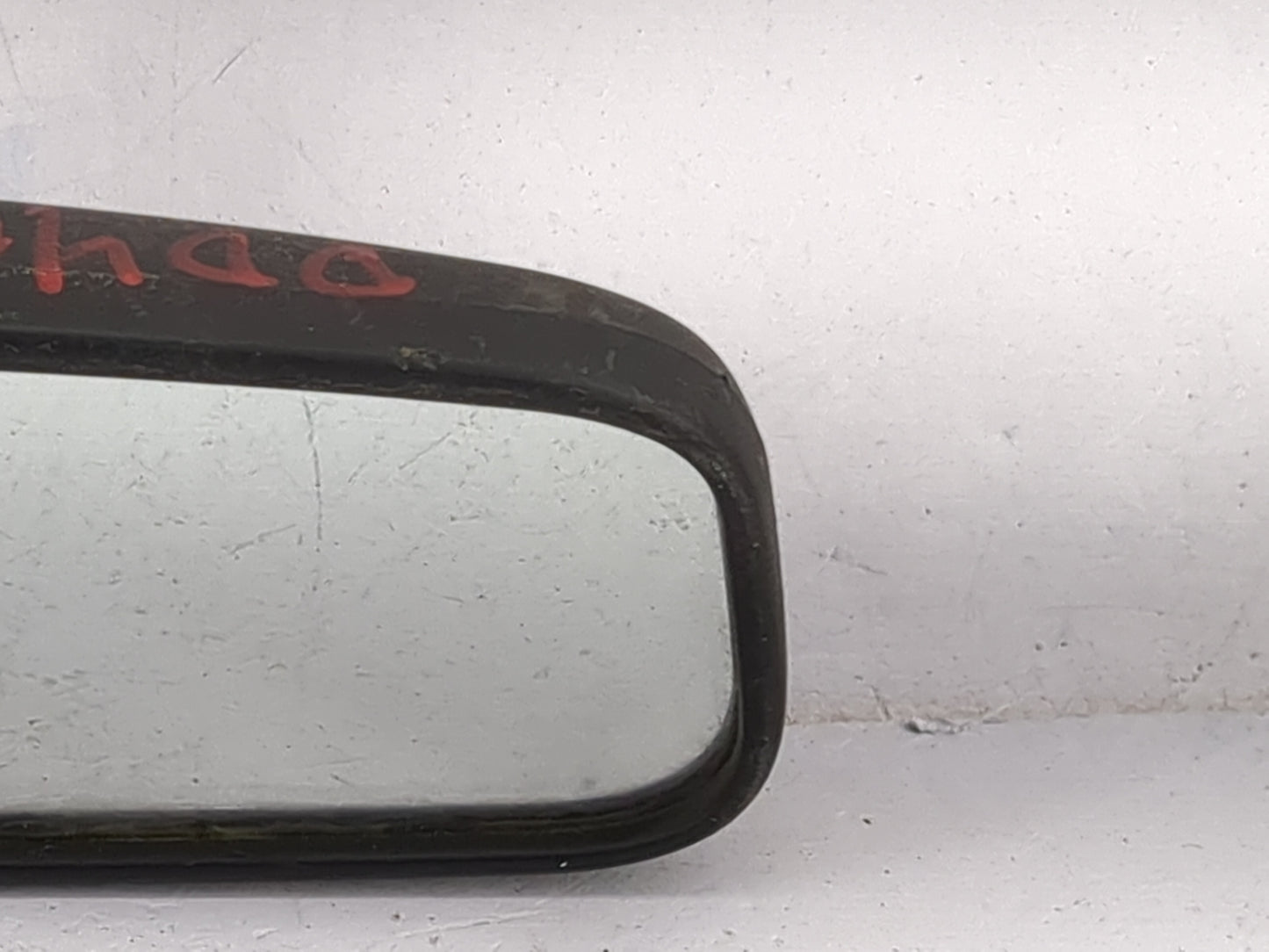 2004-2008 Suzuki Forenza Interior Rear View Mirror Replacement OEM P/N:E4 012141 A047595 Fits OEM Used Auto Parts - Oemuseda