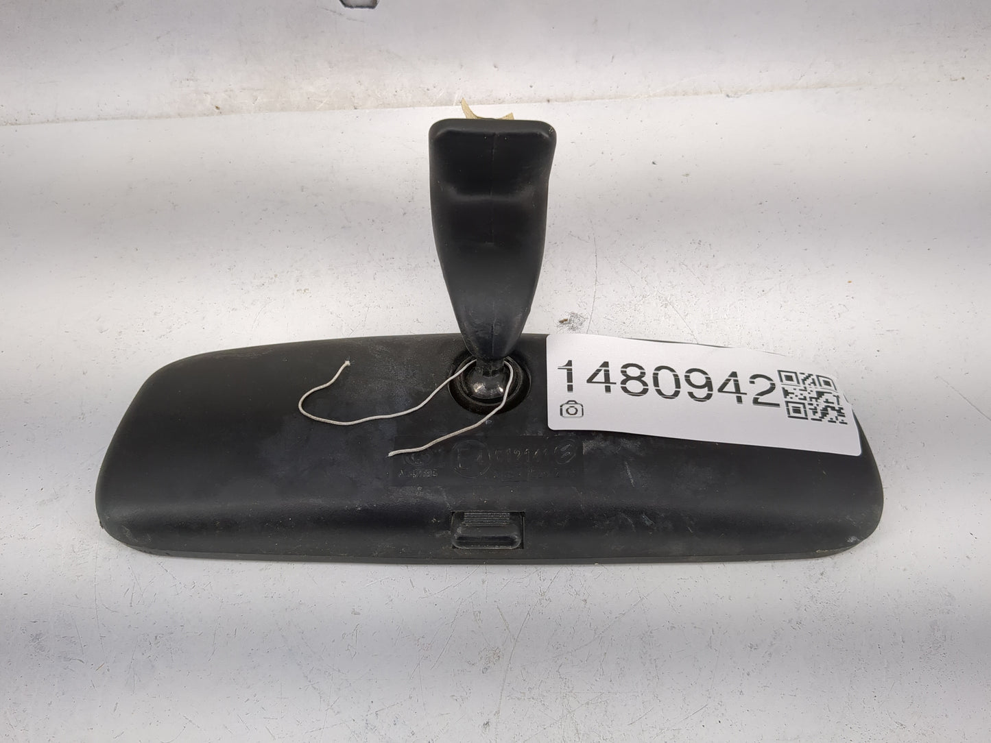 2004-2008 Suzuki Forenza Interior Rear View Mirror Replacement OEM P/N:E4 012141 A047595 Fits OEM Used Auto Parts - Oemuseda