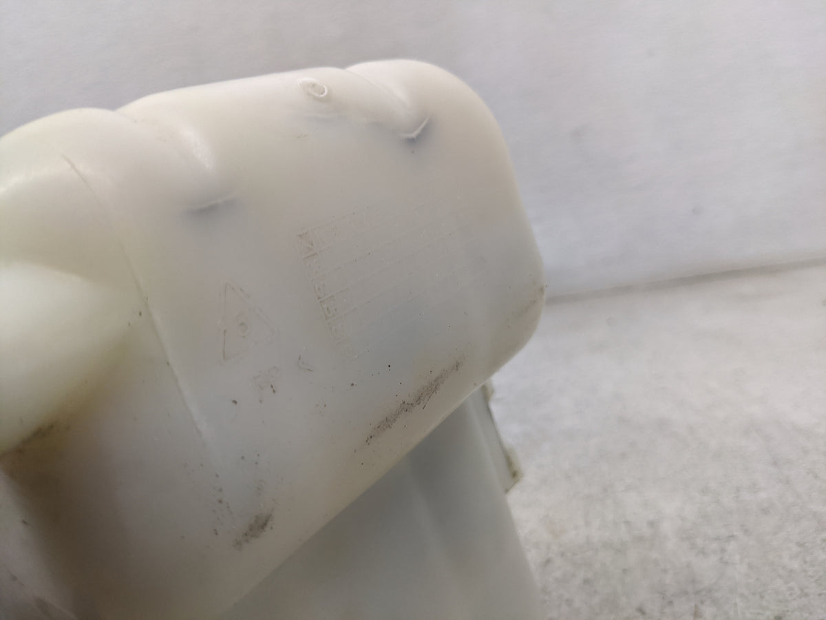 2004-2008 Suzuki Forenza Radiator Coolant Overflow Expansion Tank Bottle 1481107 - Oemusedautoparts1.com