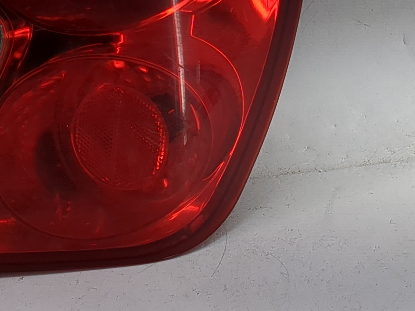 2004-2008 Suzuki Forenza Tail Light Assembly Passenger Right OEM P/N:0311-001930 Fits Fits 2004 2005 2006 2007 2008 OEM Used