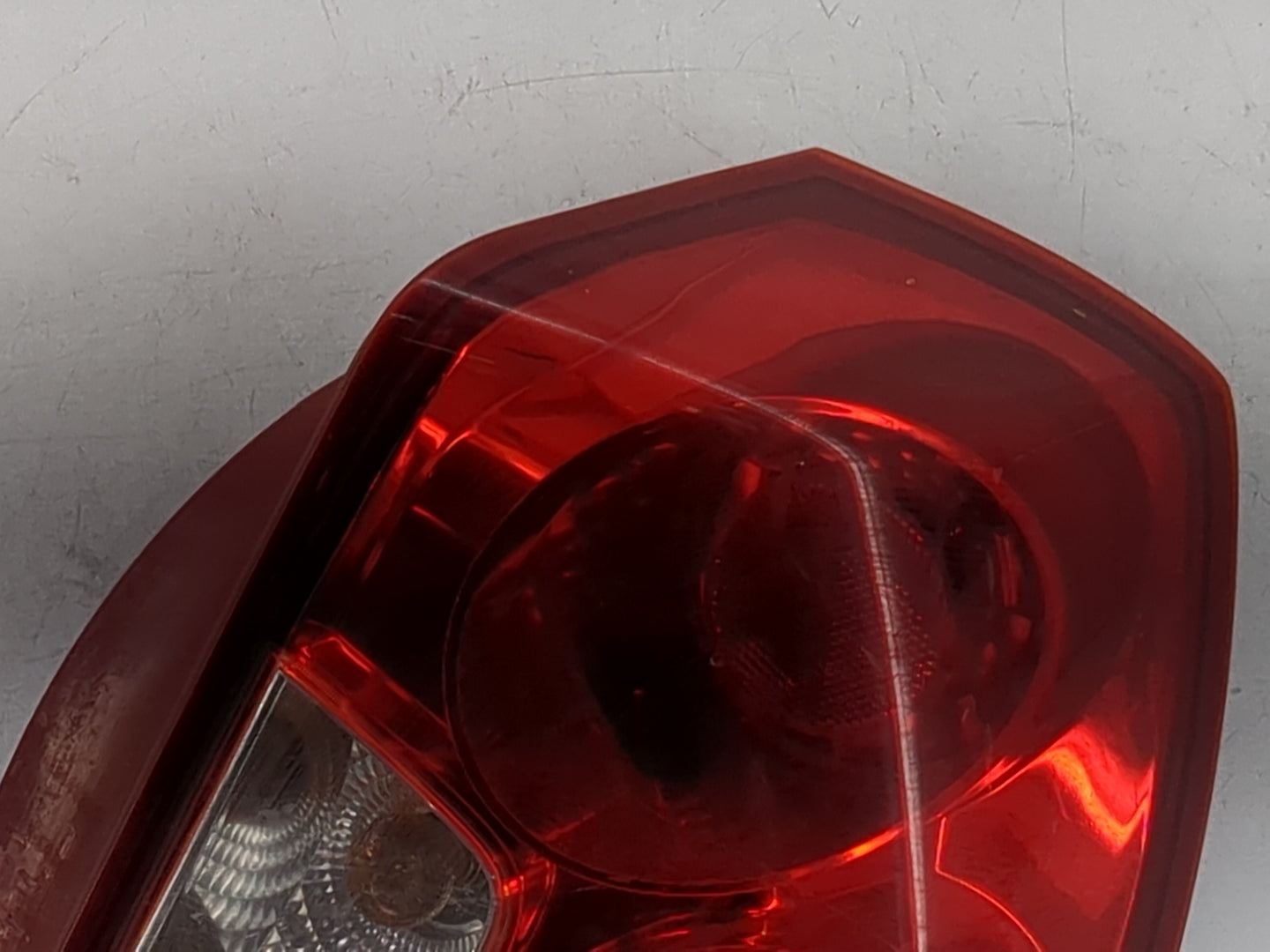 2004-2008 Suzuki Forenza Tail Light Assembly Passenger Right OEM P/N:0311-001930 Fits Fits 2004 2005 2006 2007 2008 OEM Used